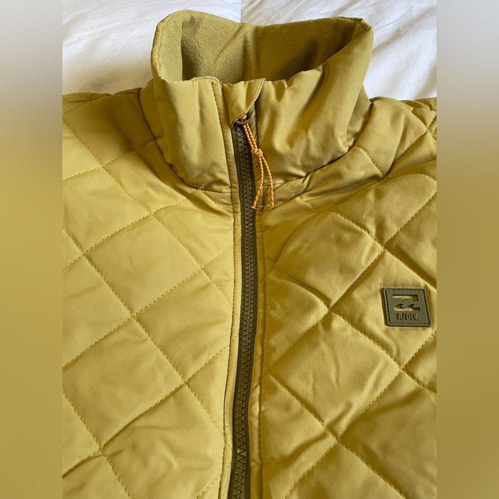 Billabong Adventure Division Quilted Yellow & Cream Sherpa Jacket - Picture 4 of 15